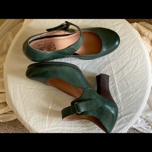 Mix Mooz Green Shoes